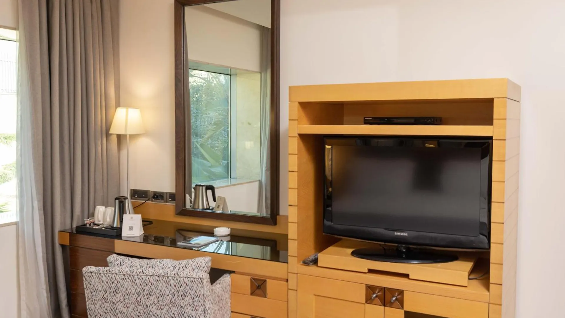 Coral Beach Hotel And Resort Beirut
