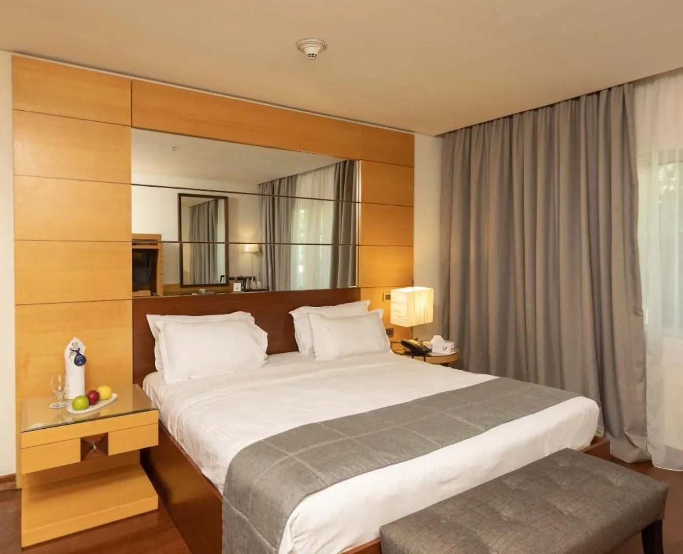 Coral Beach Hotel And Resort Beirut Lebanon