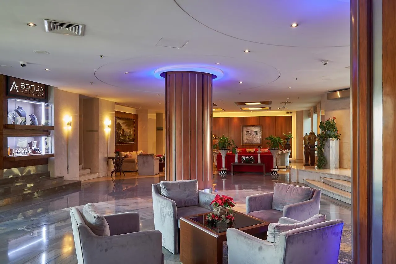 Coral Beach Hotel And Resort Beirut 5*,